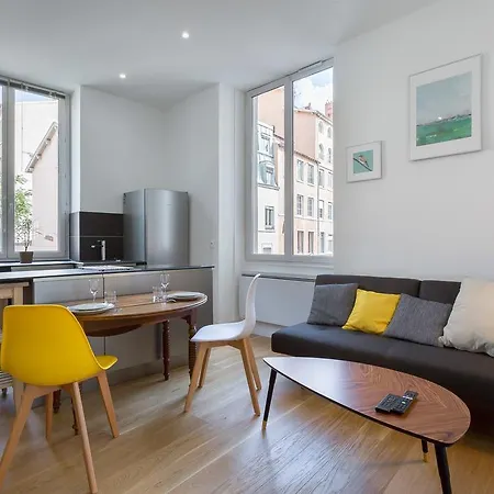Be My - L'explorateur Apartment